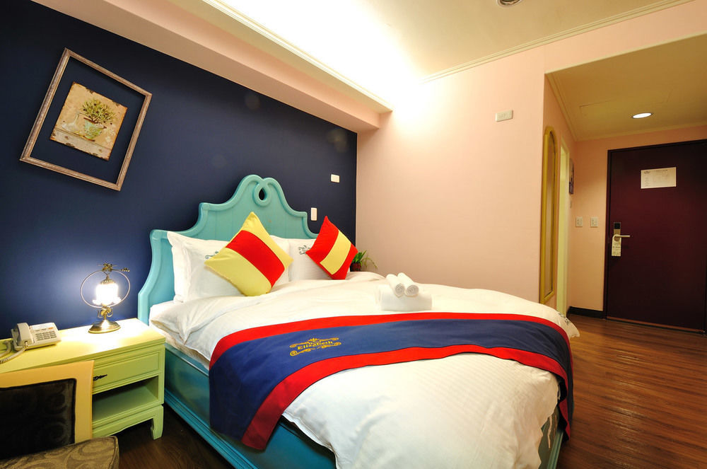 Elizabeth Hotel Đài Trung Ngoại thất bức ảnh